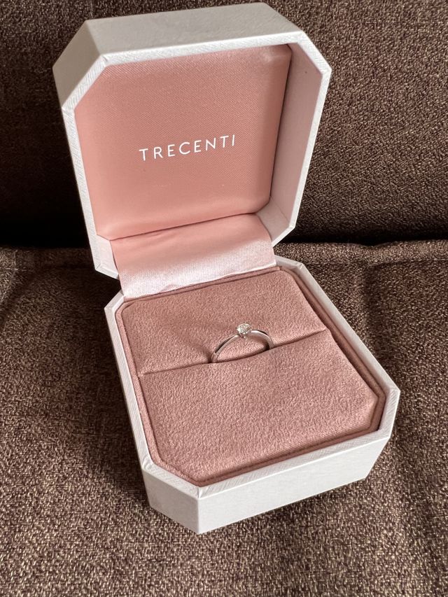 購入から約１ヶ月ほどで自宅に届きました。