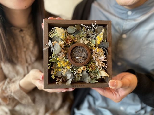 綺麗なケースに入れて記念写真を撮って頂きました！