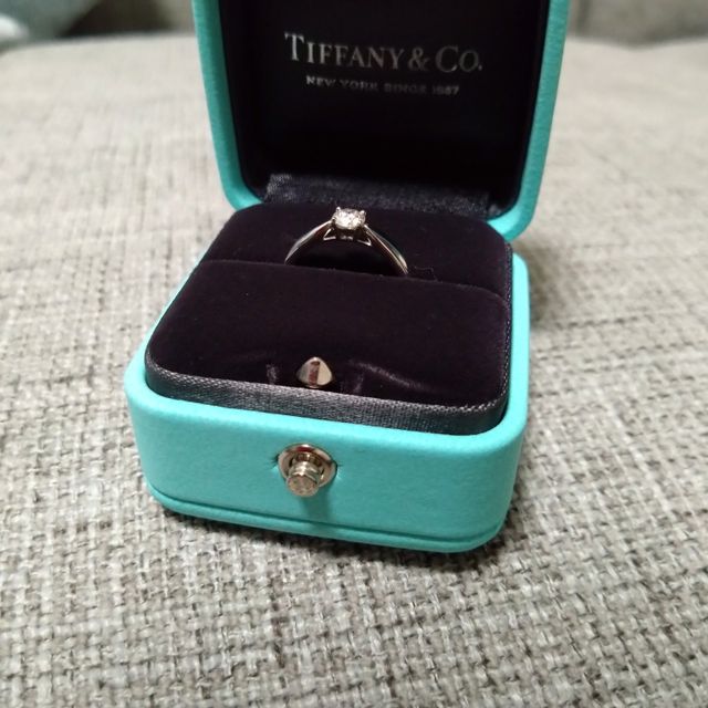 台座が突出しているタイプではないので引っ掛かりにくいです。