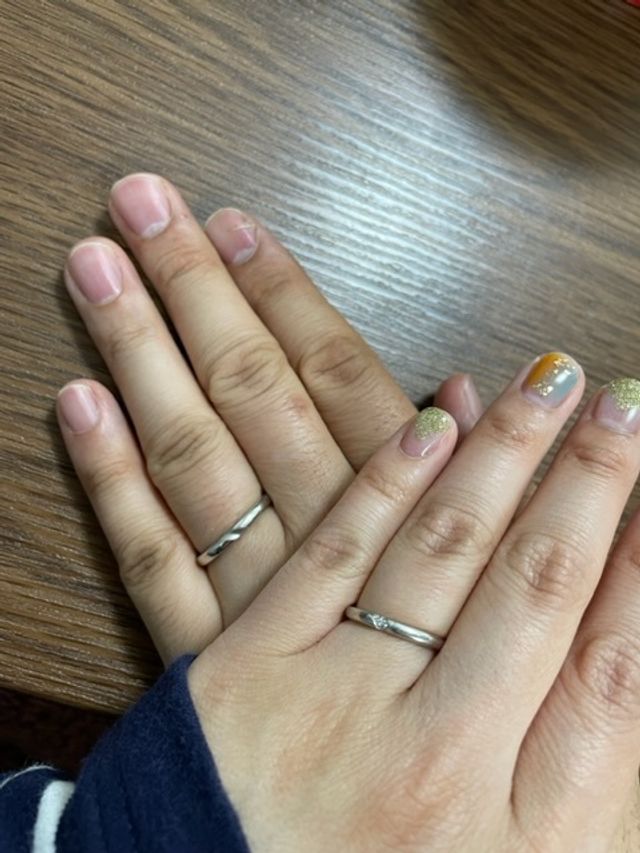 ホリミナスという名前の指輪にしました。気に入っています。