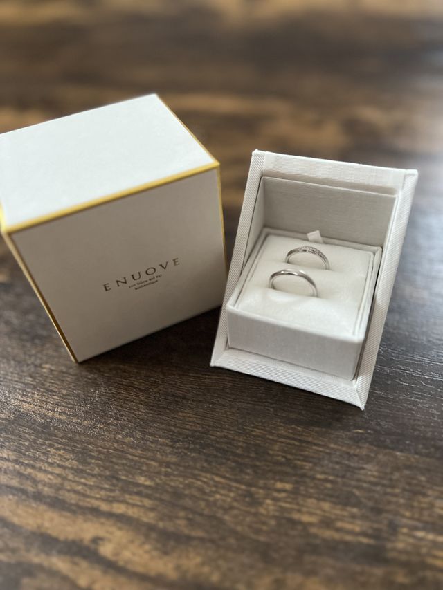 ともにENOVE/ラシーヌの指輪です。