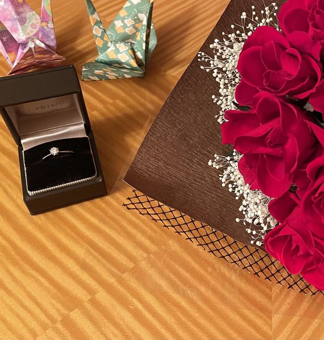 薔薇の花束と一緒にプロポーズしました