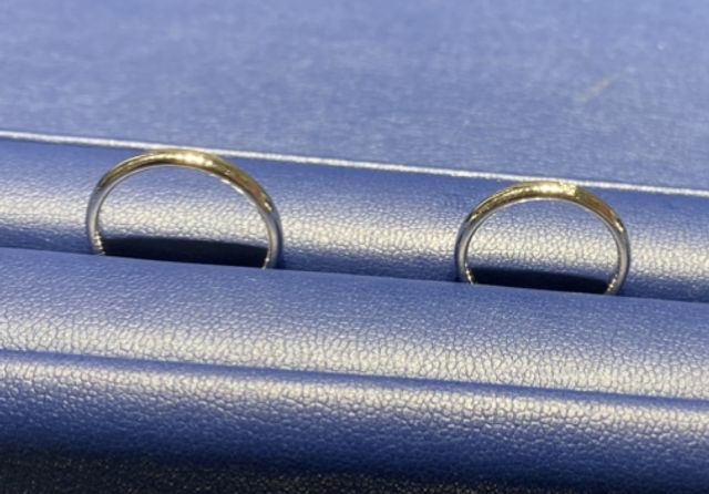 受け取り時、店員さんが置いてくださった時に撮った写真です。