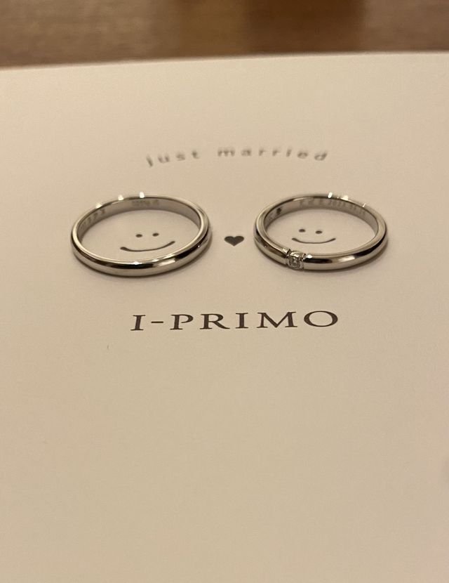 購入時にお店で頂いたカードを使って撮った写真です。