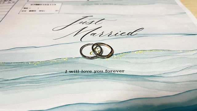 右の方がカクテルです