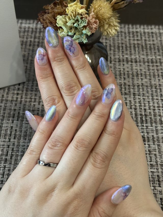 指の肉が多いので指輪に肉が乗る