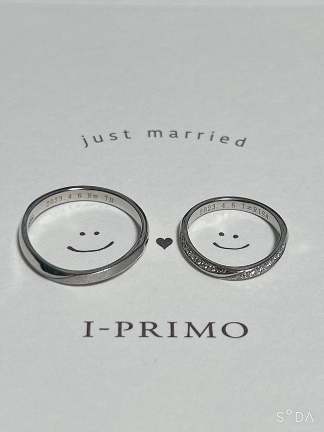 私のは　そのままのデザインで　彼のは　加工してもらいました　