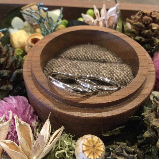 アップの写真。手作りでもブランドに劣らない輝き。