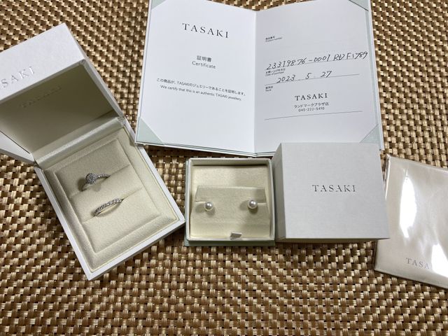 あこや真珠のピアス(7.0mm &yen;61,600の品)も頂いた