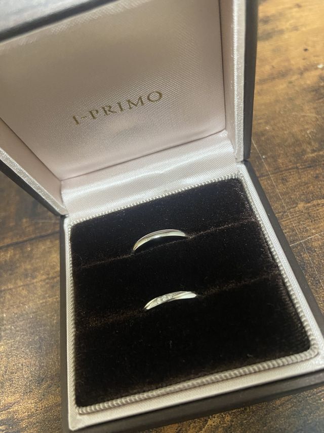 シンプルなのにキラキラ輝くデザインがお気に入りです。