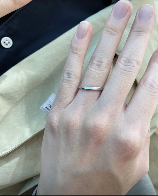 メンズのリングになります