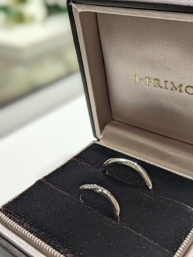 ノクターナル
ペア結婚指輪