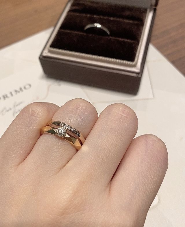 ブシュロンの婚約指輪と重ね付け