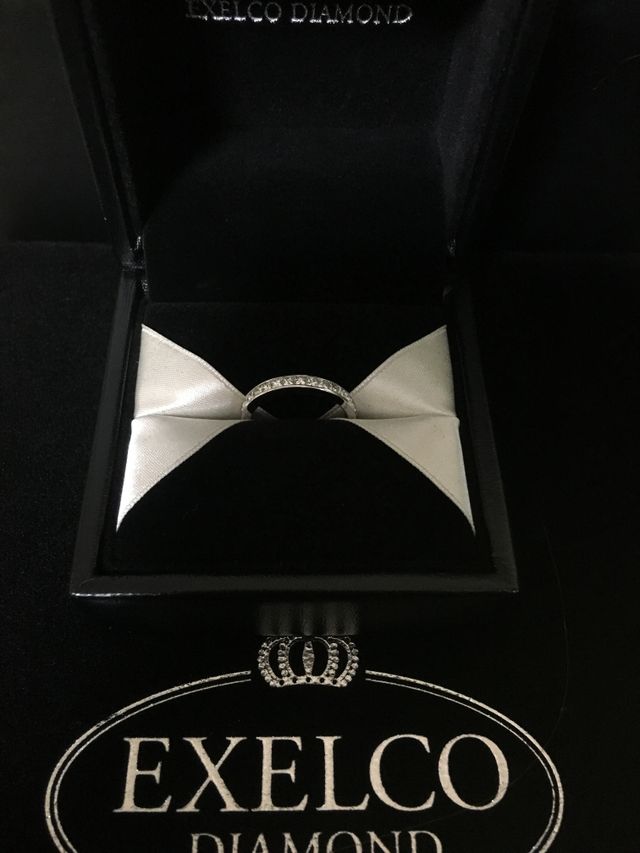 キラキラとっても素敵な指輪です！！