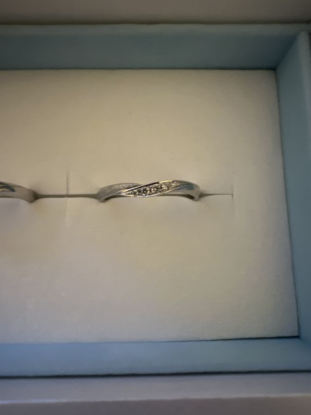 彼女の結婚指輪です