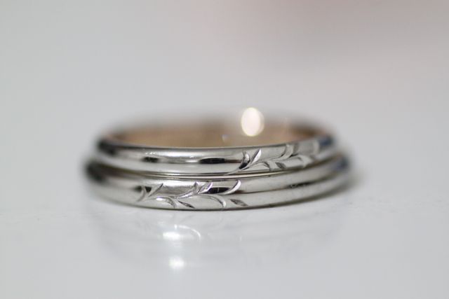 8年間の交際期間を、つぼみの数で表現してあります