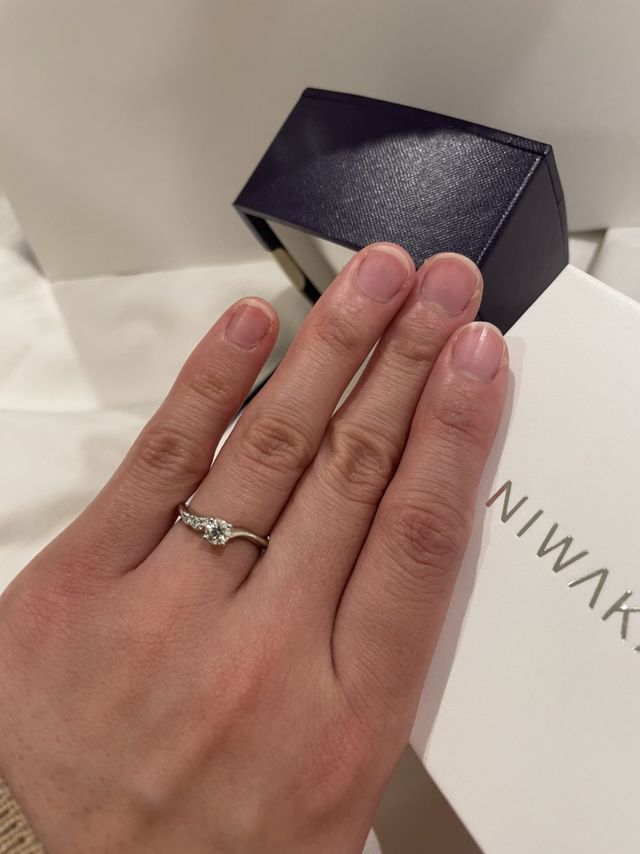 唐花の婚約指輪です。