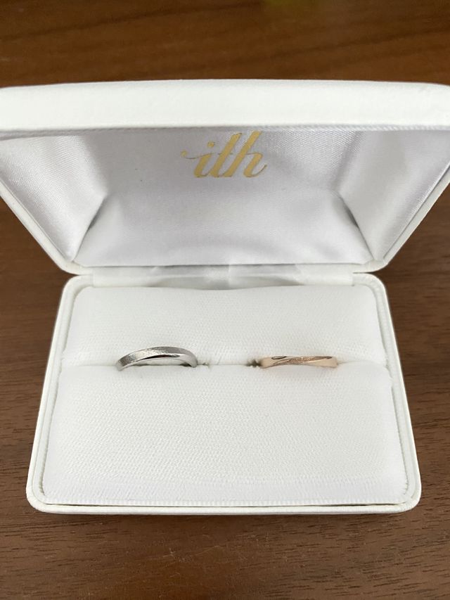 右:女性用
左:男性用