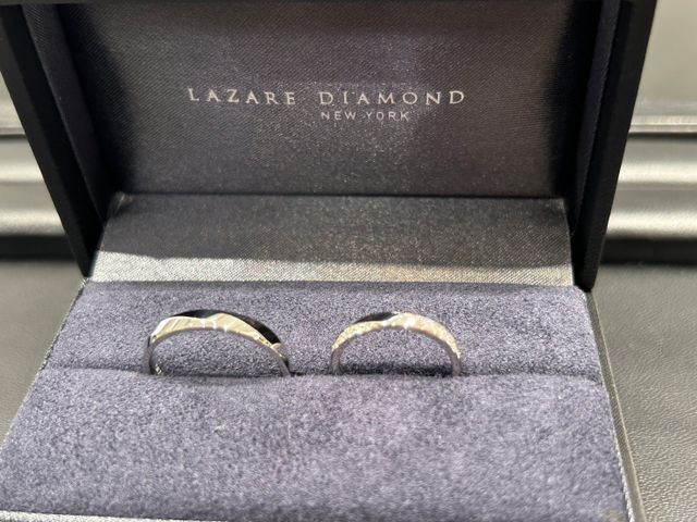 箱を開けたらキラキラ輝いていました。