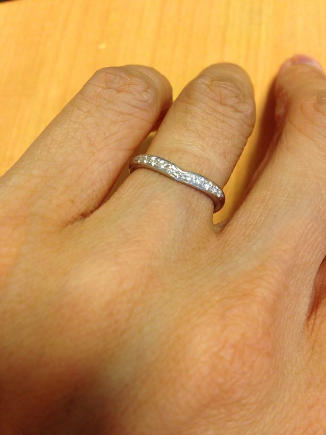 V字デザインの睡蓮