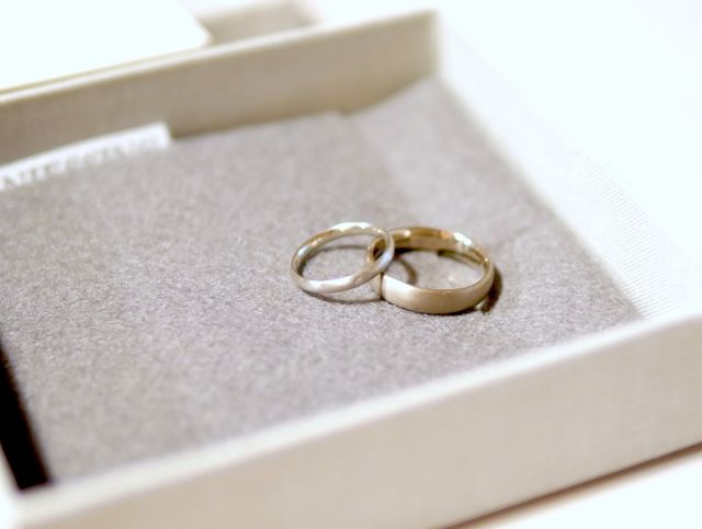 箱もニーシングらしいデザインです