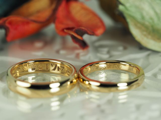 それぞれの趣味のイラストを刻印してもらいました。