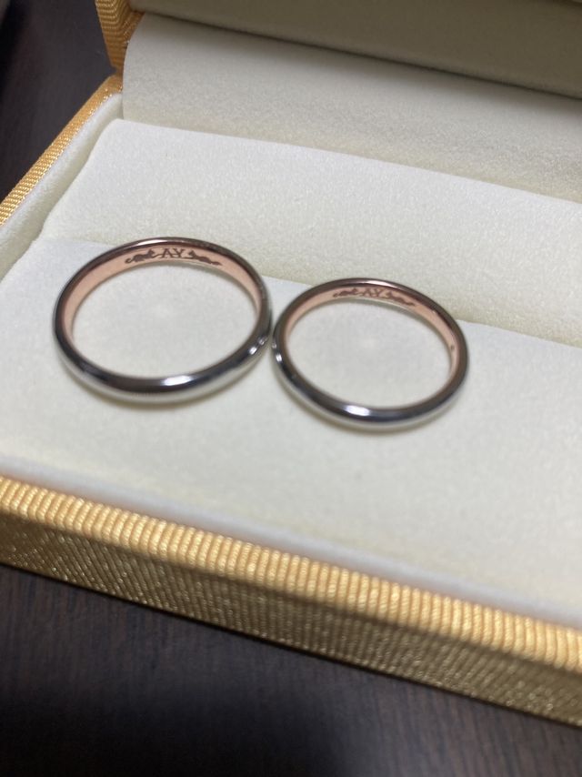 指輪と内側の刻印