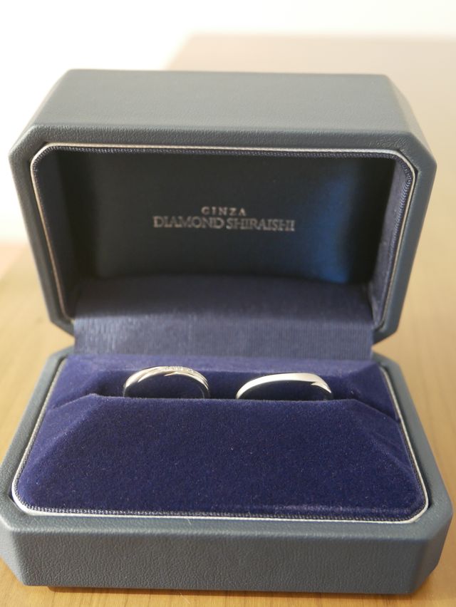 ケースもとても上質で大切に保管しています。