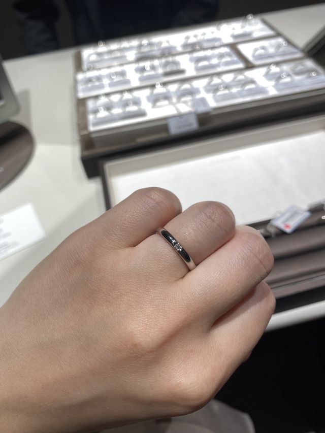 一粒ダイヤモンド