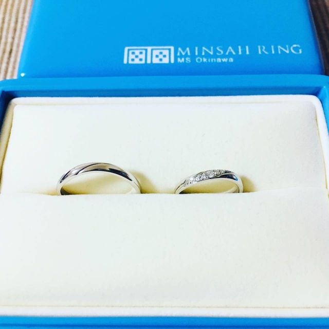 ミンサーリングの箱は海のように綺麗なブルーでお気に入りです。