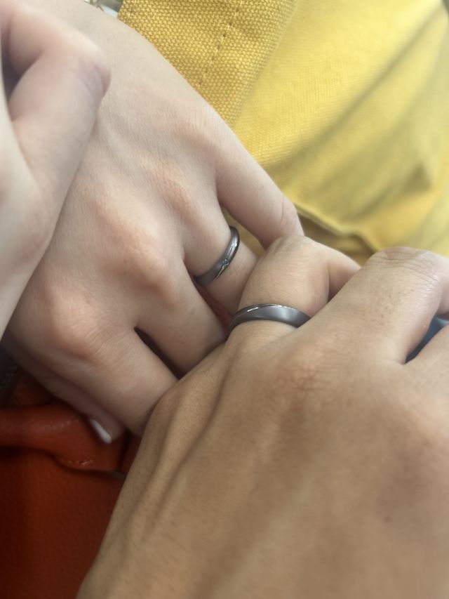 2人の指輪です。