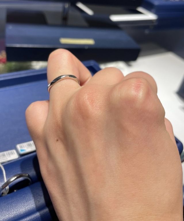 S字ウェーブの指輪