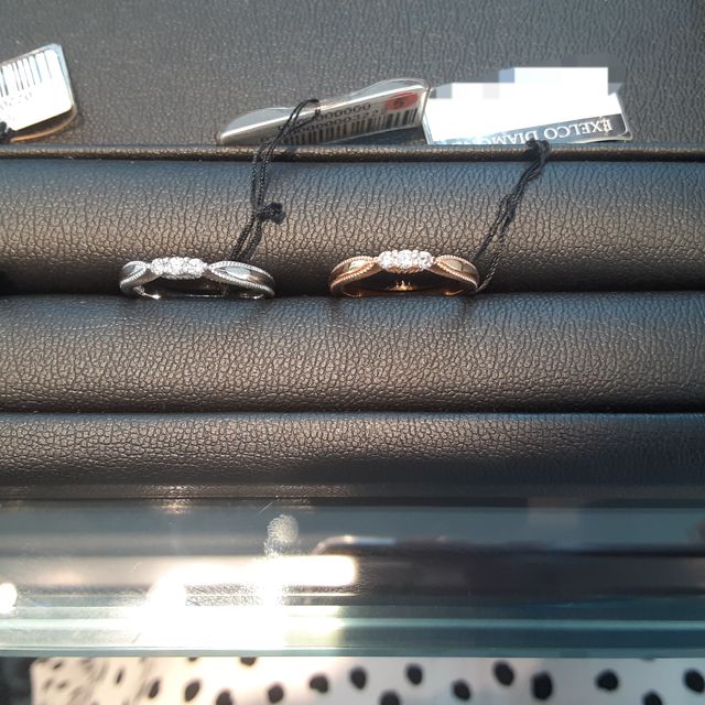 プラチナとピンクゴールド
結婚指輪