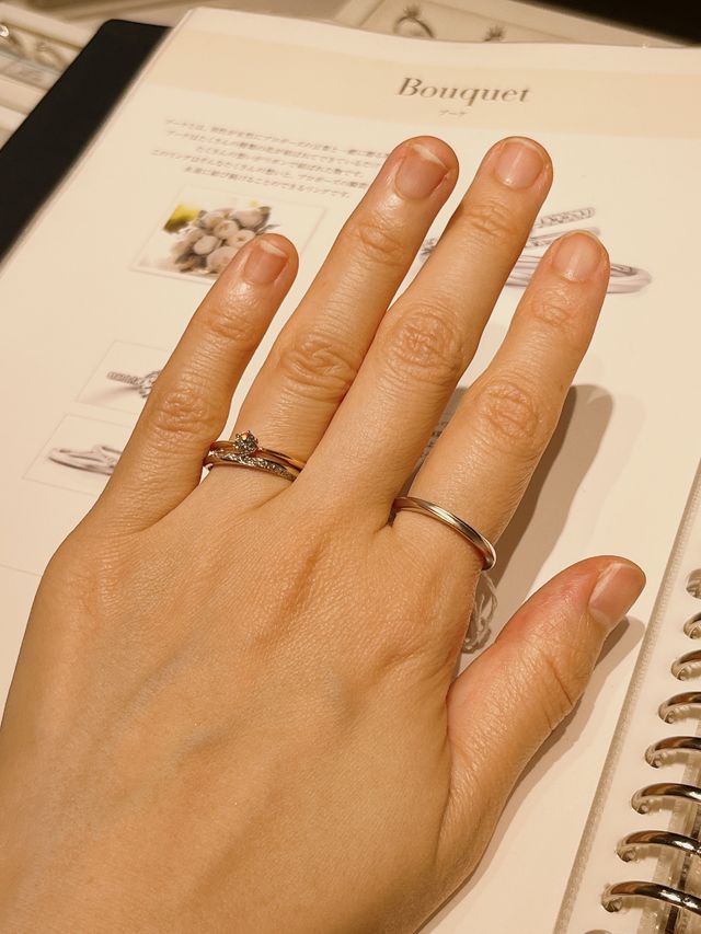 ブーケ
こちらもお花のモチーフ。
ストーリーが素敵でした。