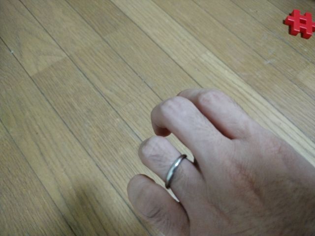 シンプルな指輪