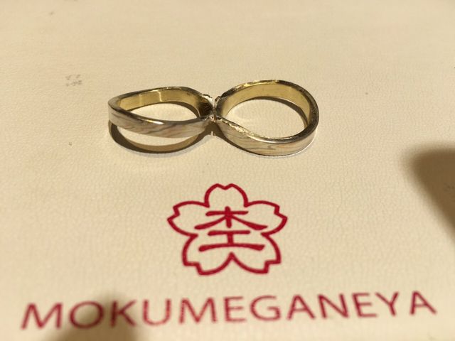 指輪を割る前です