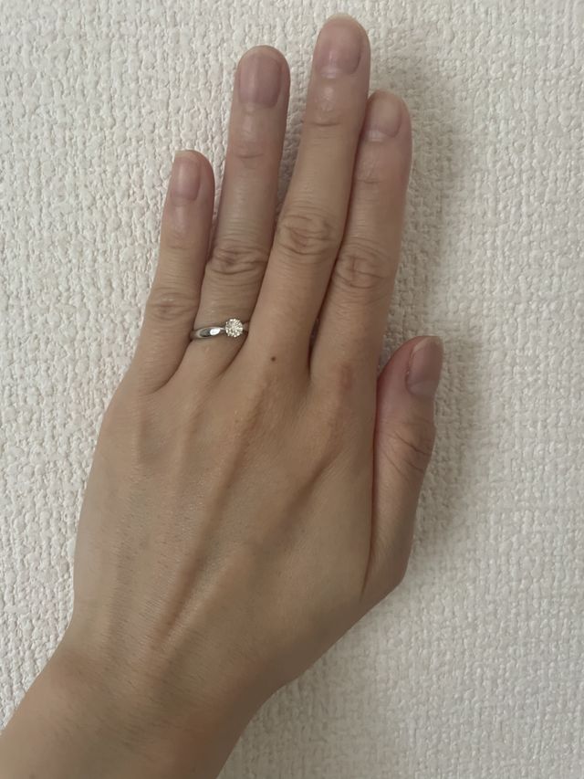 少し丸みを帯びていて、シンプルだけど可愛らしさもあります！