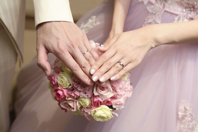 結婚式で婚約指輪と結婚指輪を重ねづけしました