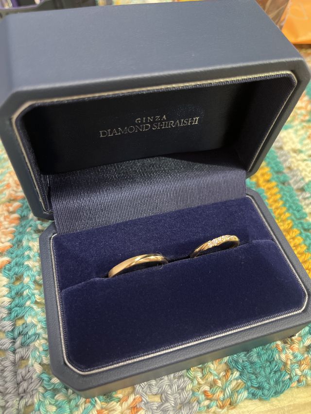 左（男性）&rarr;YG-456M
右（女性）&rarr;YG&rarr;454L