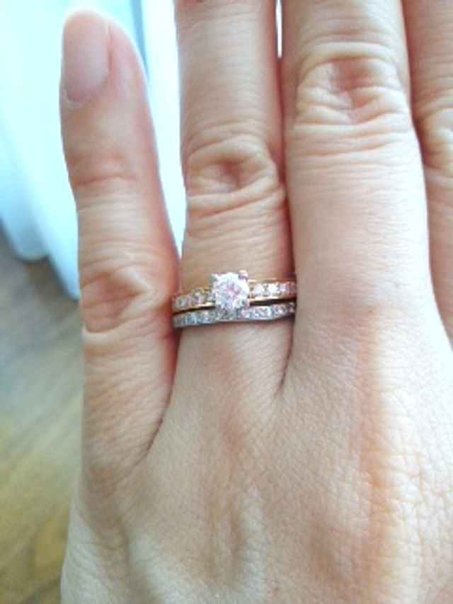 結婚指輪と一緒の婚約指輪(上)