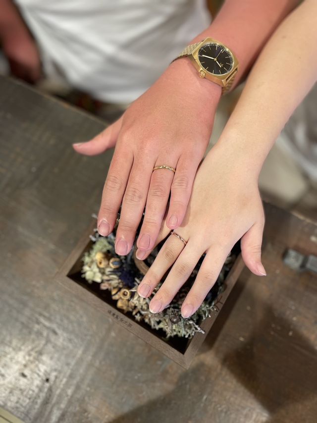 2人で作った指輪の完成時の写真です