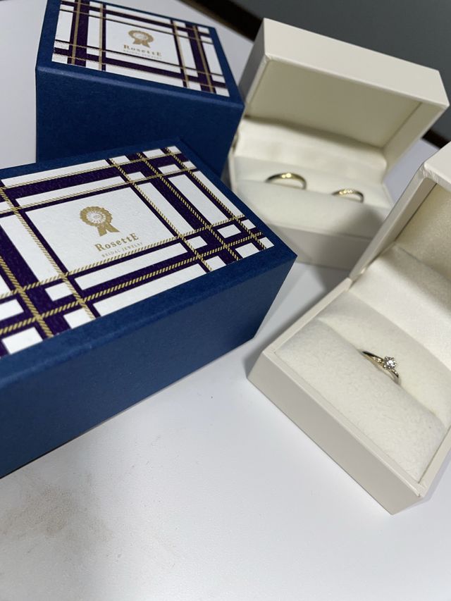 婚約指輪と結婚指輪です