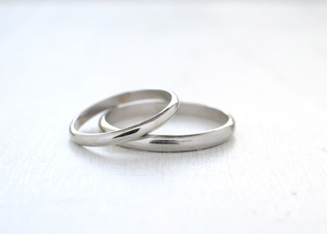 シンプルなデザインにしました。これからダイヤをつける予定です