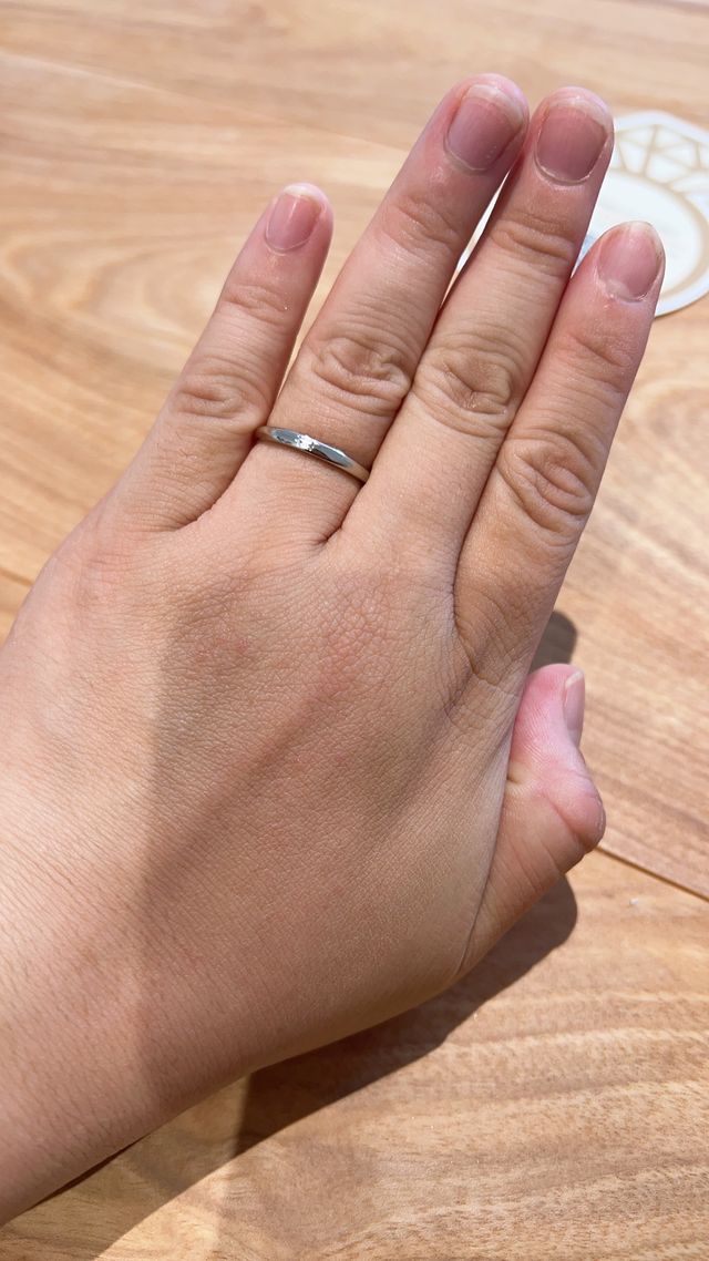 四角くカットされたダイアモンドにひとめぼれ