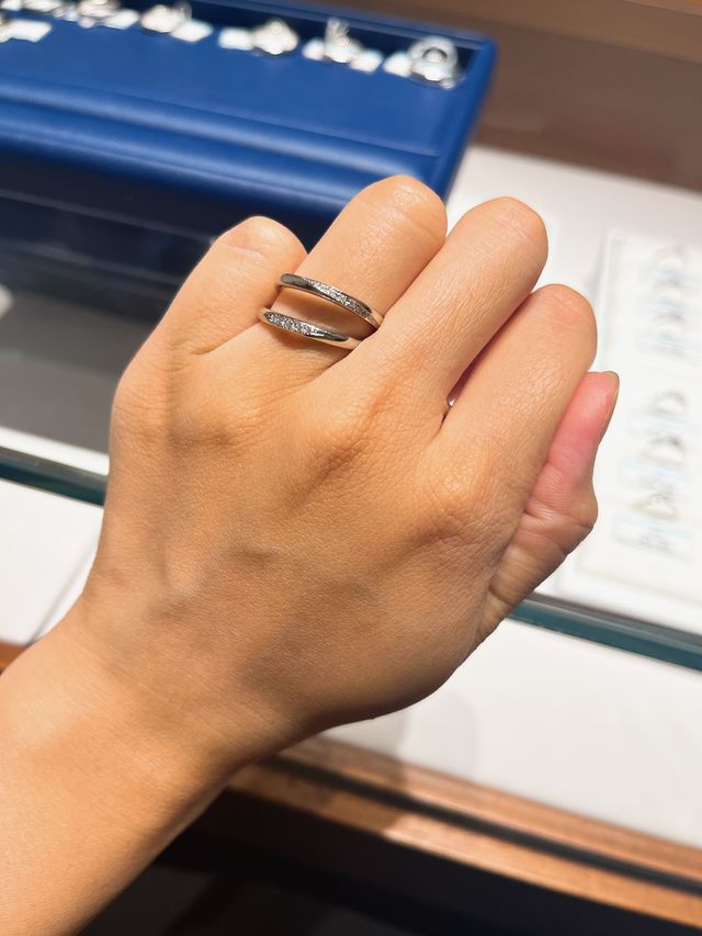 2つで迷ってる時に合わせて着用した写真になります