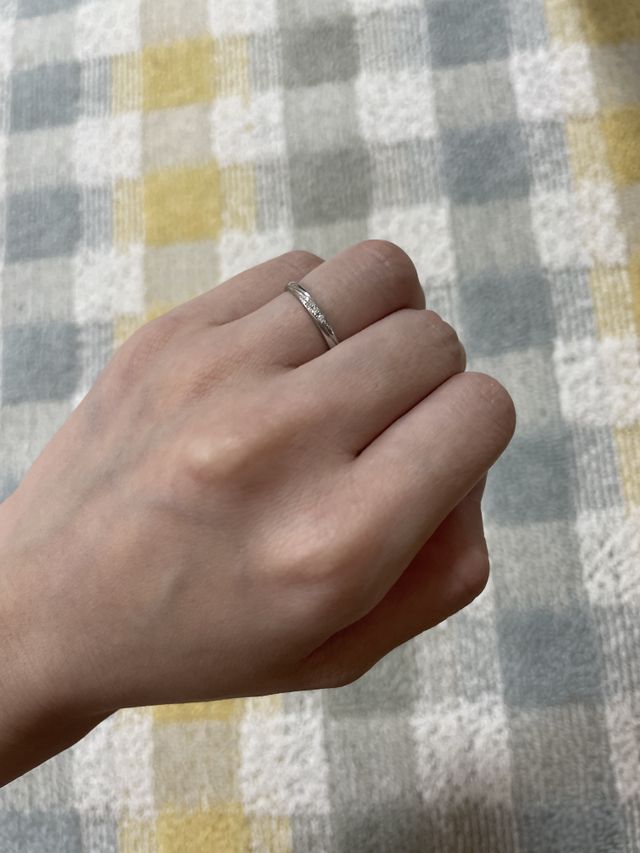 2本のラインが入っていて素敵です。