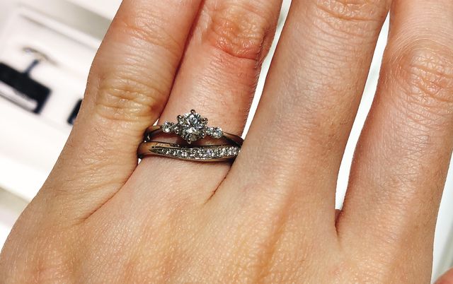 重ね付けで試着させてもらいました。