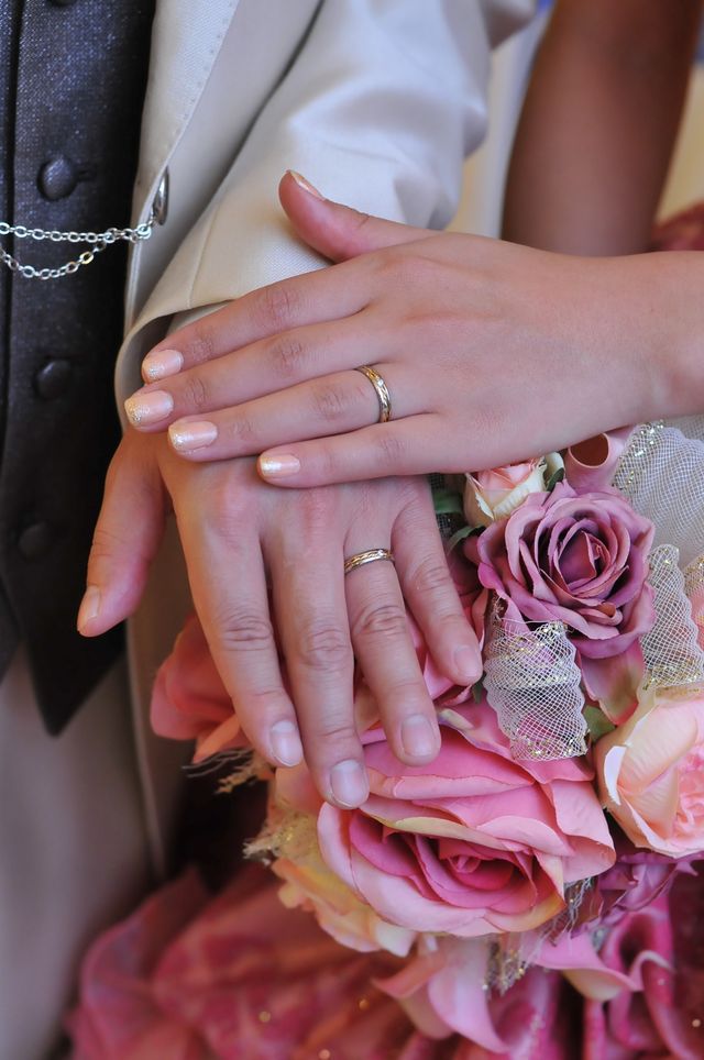 ゴールドでインパクト