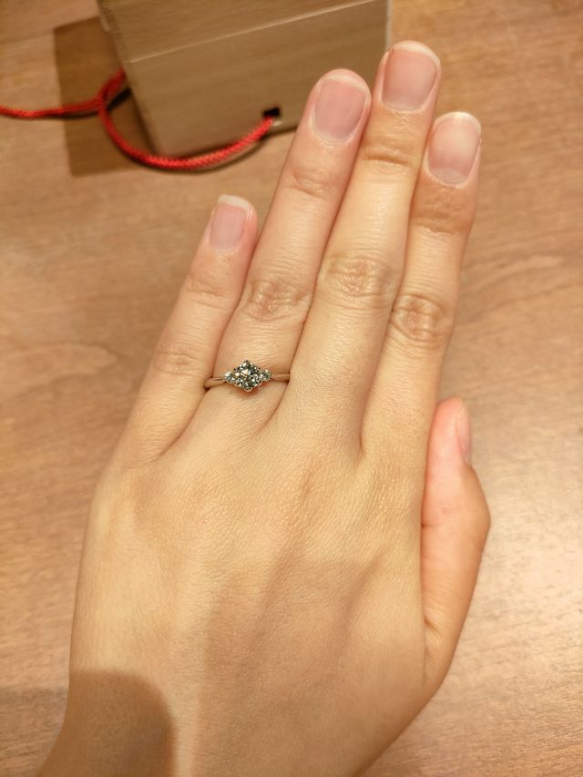 このデザインは横から見ても素敵です。