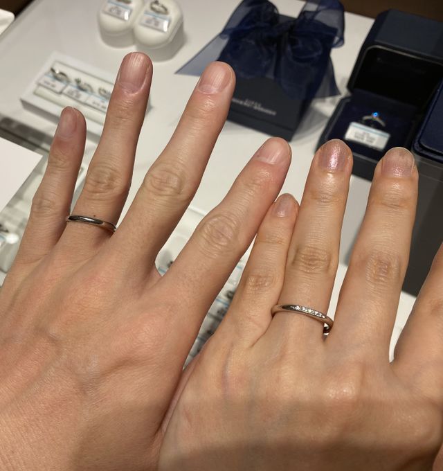 シンプルなストレートデザインです。